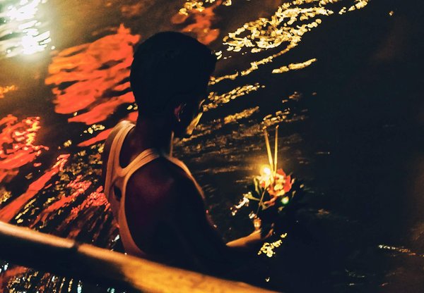 How to legally structure influencer contracts to comply with UK advertising laws?